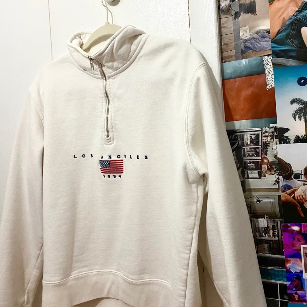 Brandy Melville Quarter ZIP
